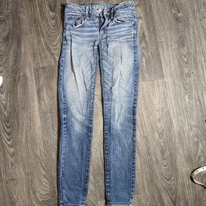 Size 0 American Eagle Super Stretch Skinny Jeans - Minor Signs of Wear